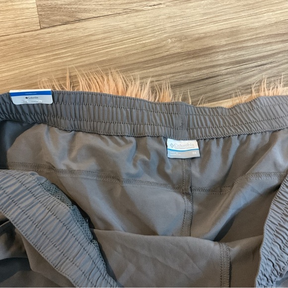 Columbia Gray Omni shield Short Size 3XL NWT - Picture 6 of 9